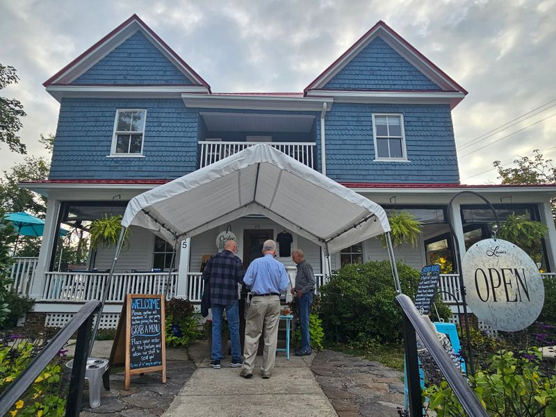 The Charming Old House Setting That Welcomes Every Guest