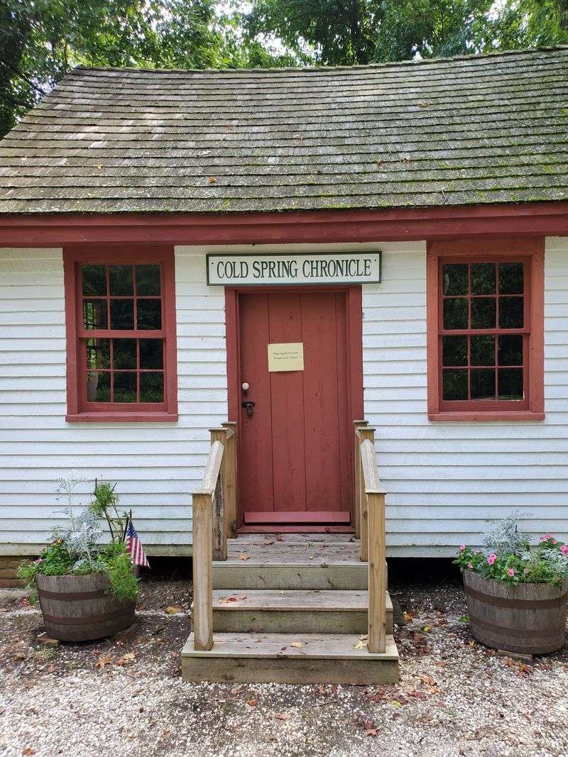 Main Street's Antique and Boutique Scene