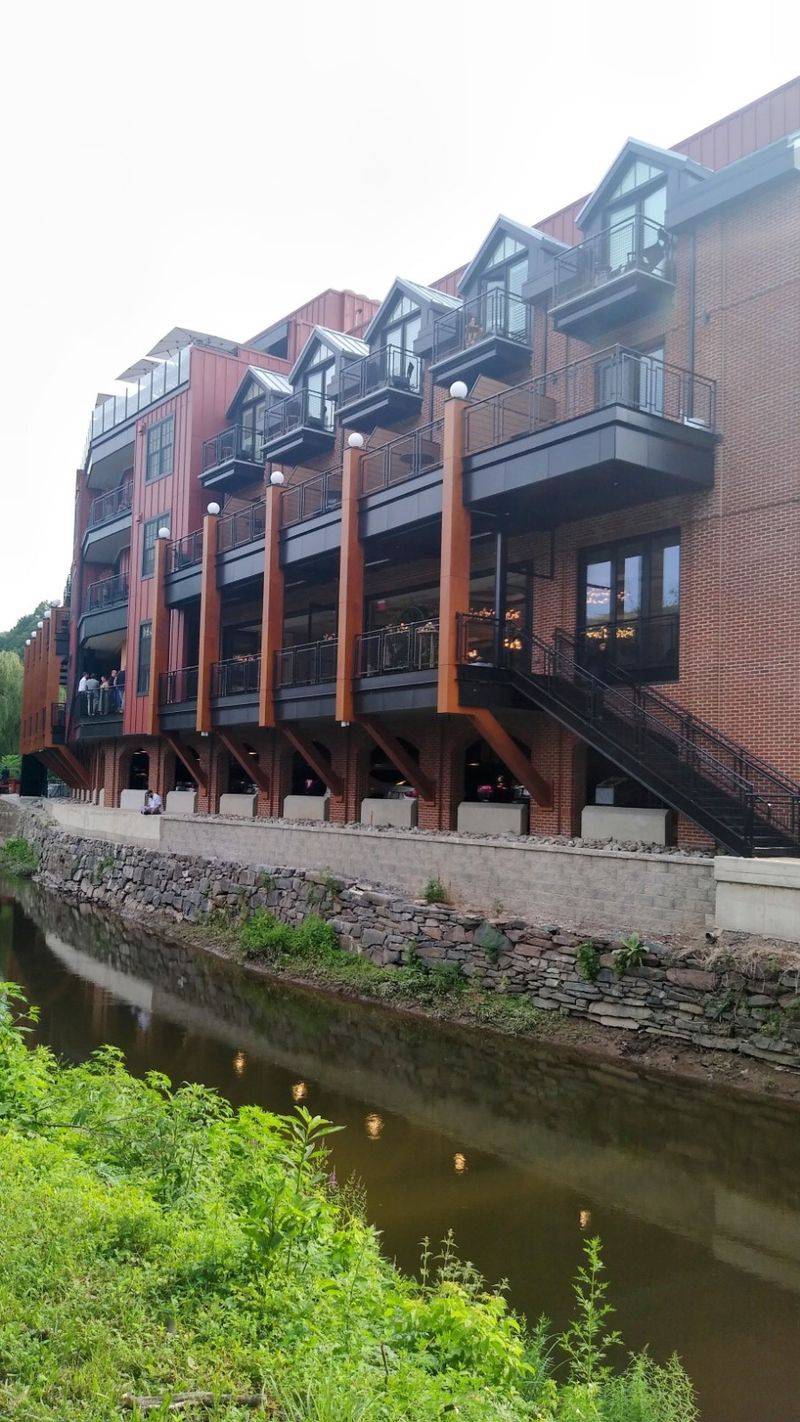 Historic Inns That Define the Stay