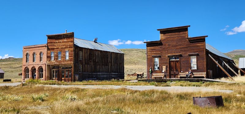 A Main Street That Reveals Economic Whiplash