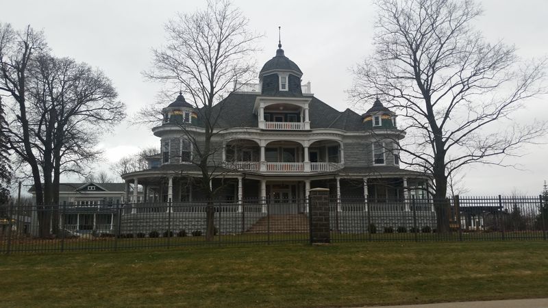House of David Hotel, Benton Harbor