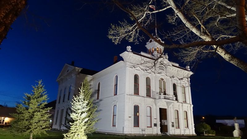 Breathing Room Without the Crowds