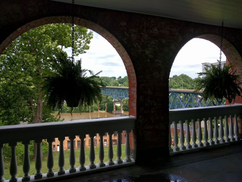 River Commerce and Transportation Hub