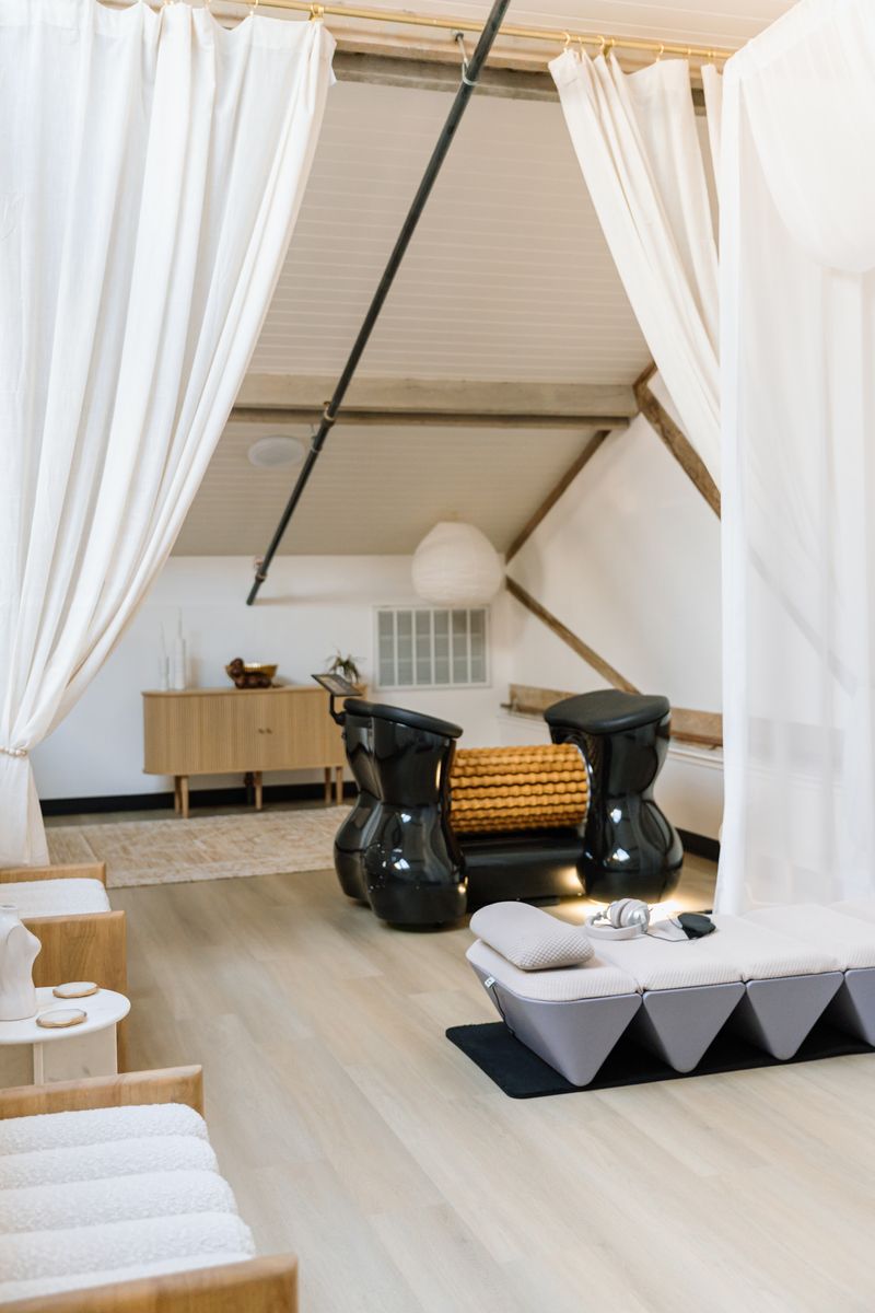 Wellness mornings with mindful movement and garden calm