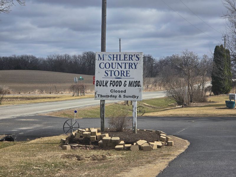 Friendly Monroe County Shop Stops