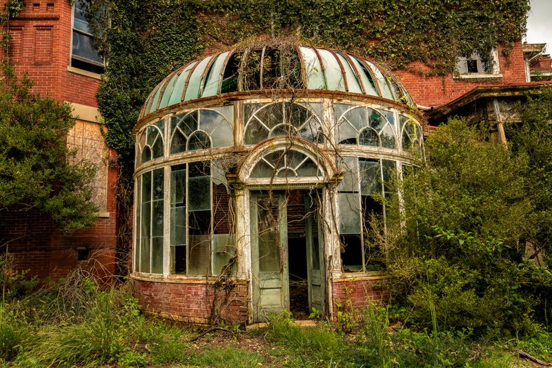 Dunnington Mansion Ruins: Victorian Decay