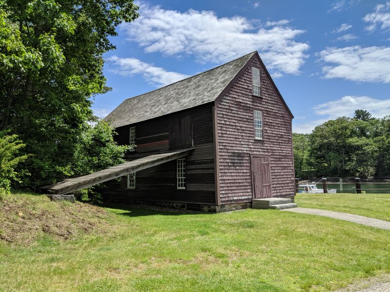 York: Maine's First Chartered City