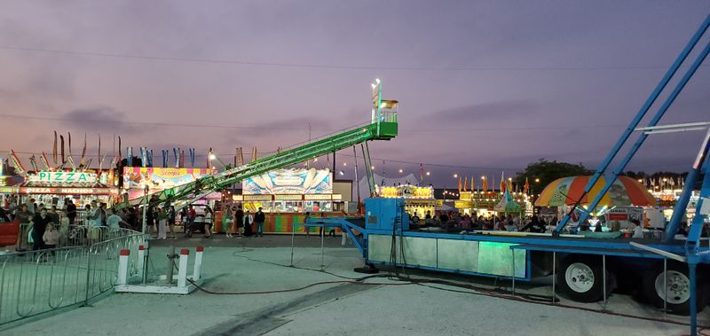 Manitowoc Lakeshore Winter Activities Along Washington Street