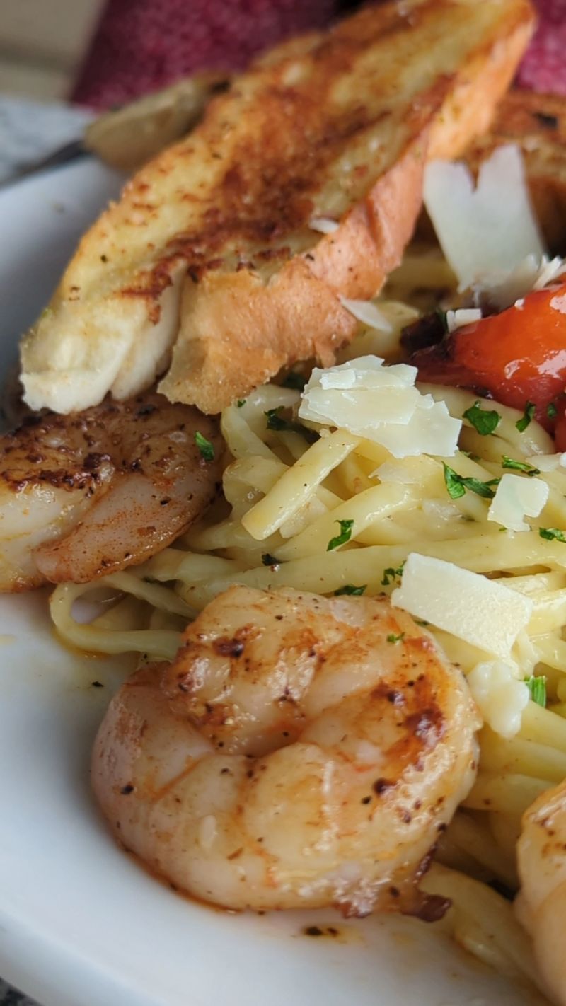 Bluewater Waterfront Grill