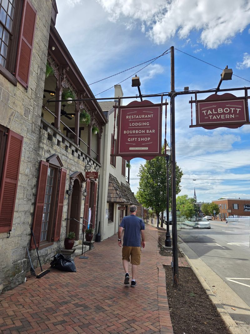 Old Talbott Tavern, Bardstown