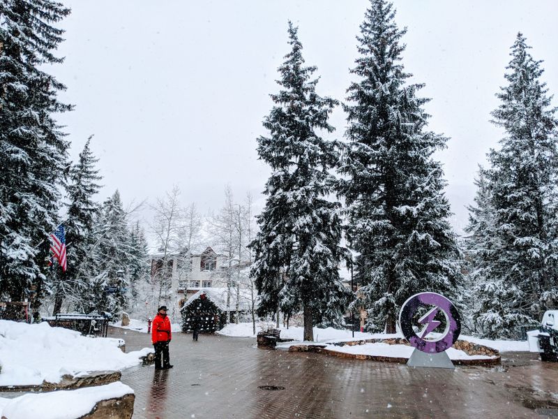 Vail Transportation Center And Easy Connections