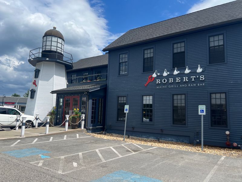 Robert’s Maine Grill & Raw Bar, Kittery