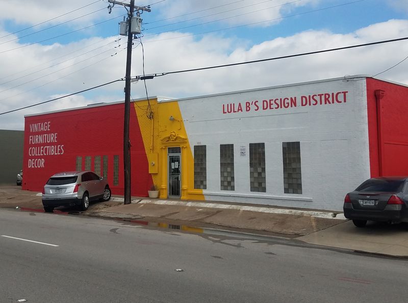 Lula B’s Hidden Holiday Stock, Dallas