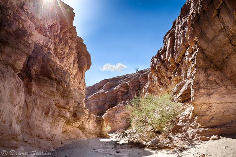 The Slot and narrow canyon etiquette