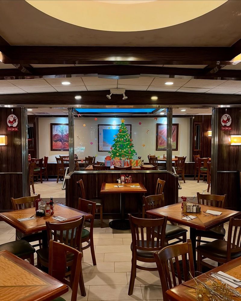 Old School Diner, 1080 Jessie Grant Rd NE, Townsend, GA 31331