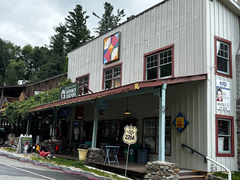 Little Switzerland Tiny Alpine Style Parkway Village