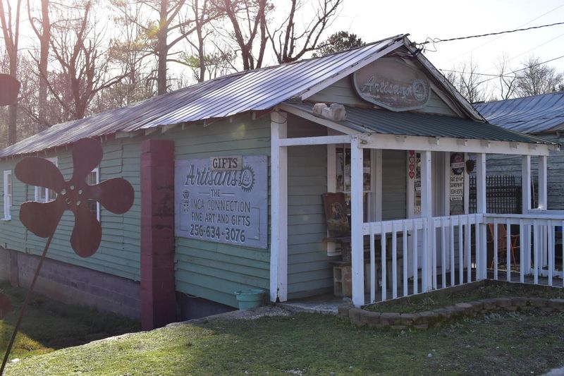 Artisan Finds Around Downtown Mentone