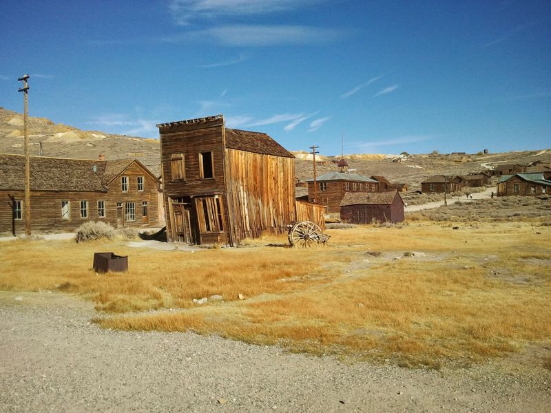 A High Desert Town Preserved in Arrested Decay