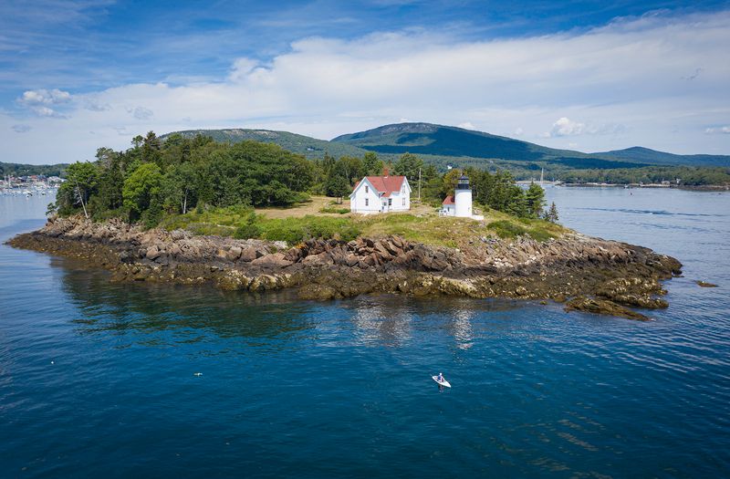 Curtis Island Lighthouse Perspective