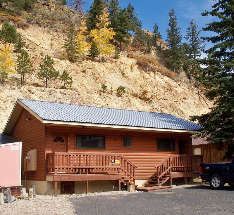 Red River Autumn Aspen Display