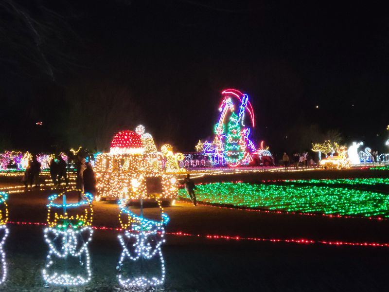 Yukon’s Christmas in the Park (Yukon City Park 2200 S Holly Ave Yukon, OK 73099)