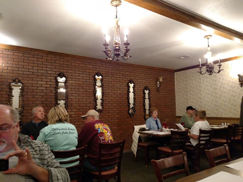 Big Plates That Feel Like a Reward