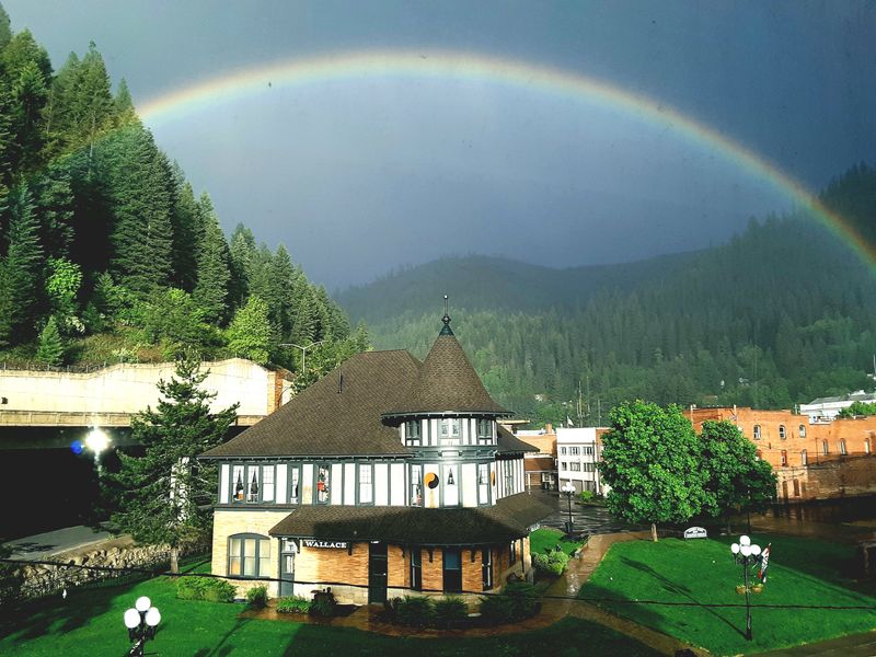 Nine Mile Cemetery Lookout and Quiet Paths