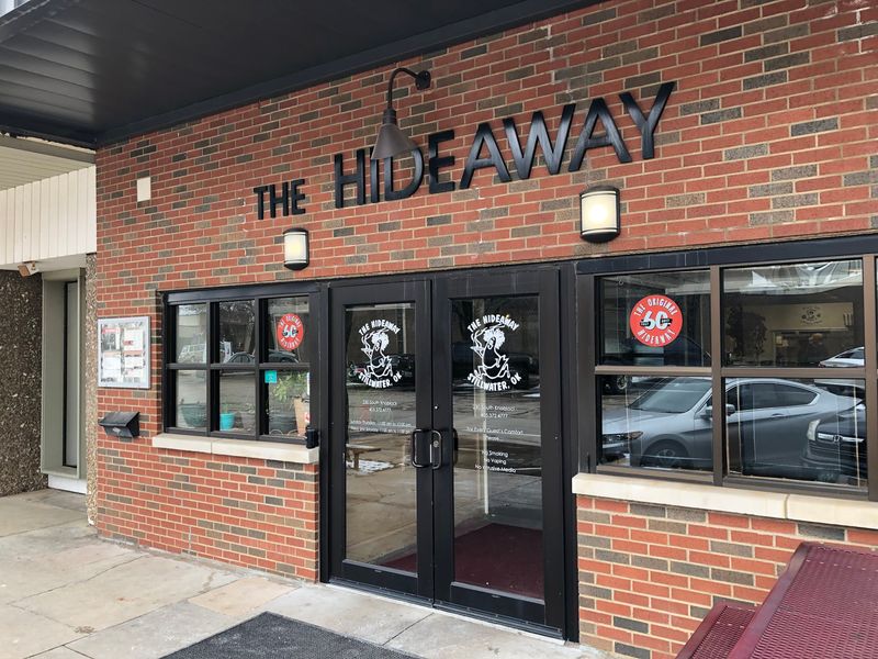 Hideaway Pizza