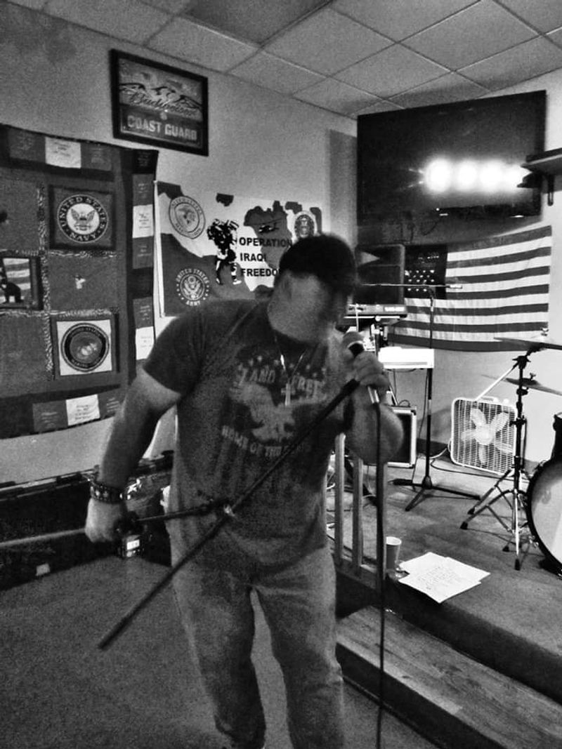 Narration and Music That Match the North Carolina Setting