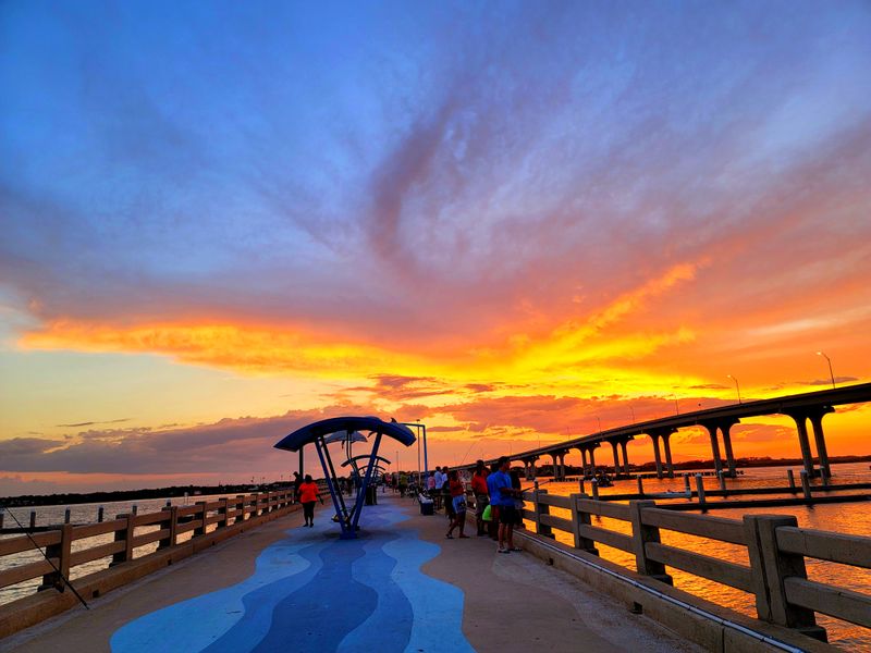 Vilano Beach, art deco flavors and breezy pier time