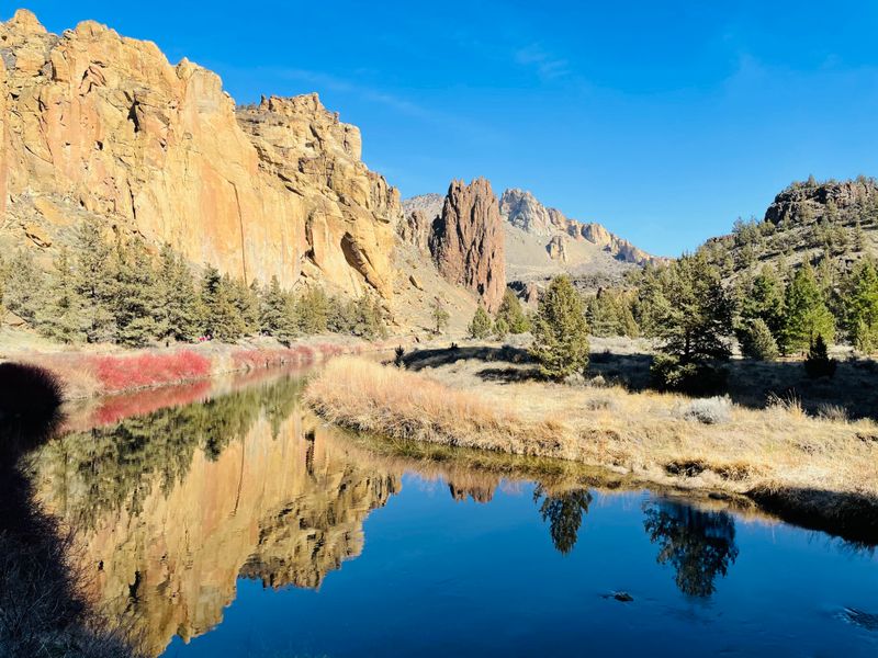 Smith Rock Spires And Golden Light