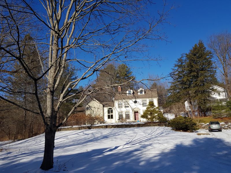A Village That Prefers Its Winter Moments Quiet