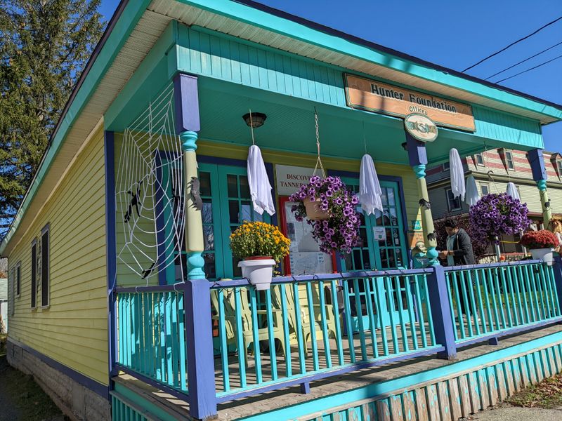 Close To Hunter Yet Distinct