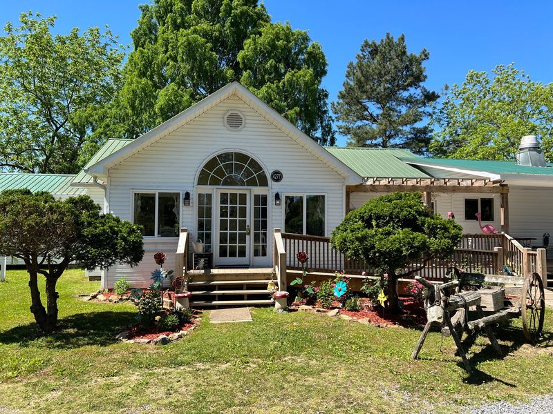 The Hatter Cafe, Mentone