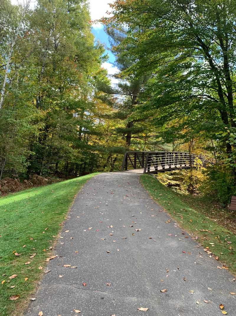 The Recreation Path for Winter Walking