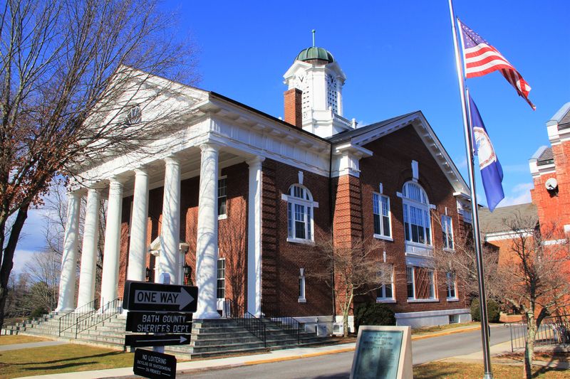 Warm Springs Courthouse Village And Pools