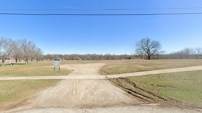 Lakeview Rides Near Mohawk Park Zoo