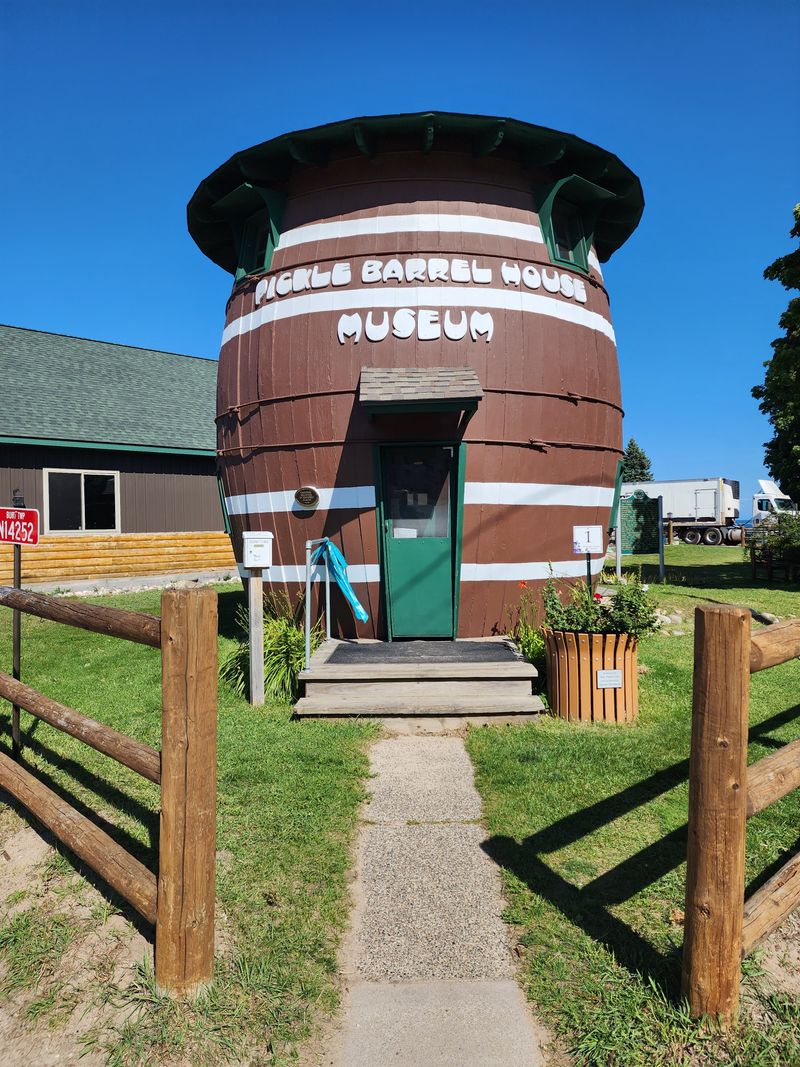 The Pickle Barrel House Museum, Grand Marais