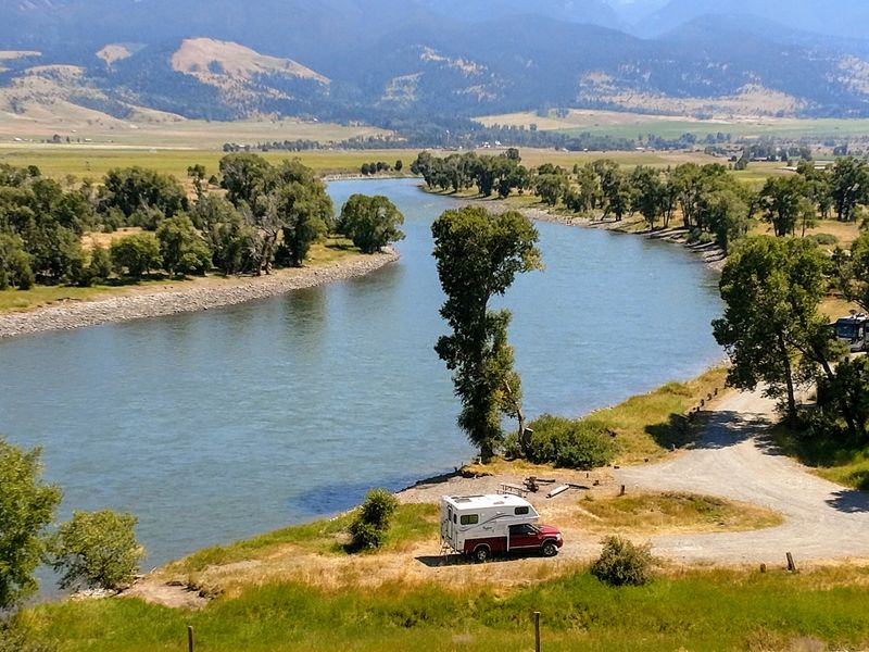 Outdoor Recreation Demands Present-Moment Awareness