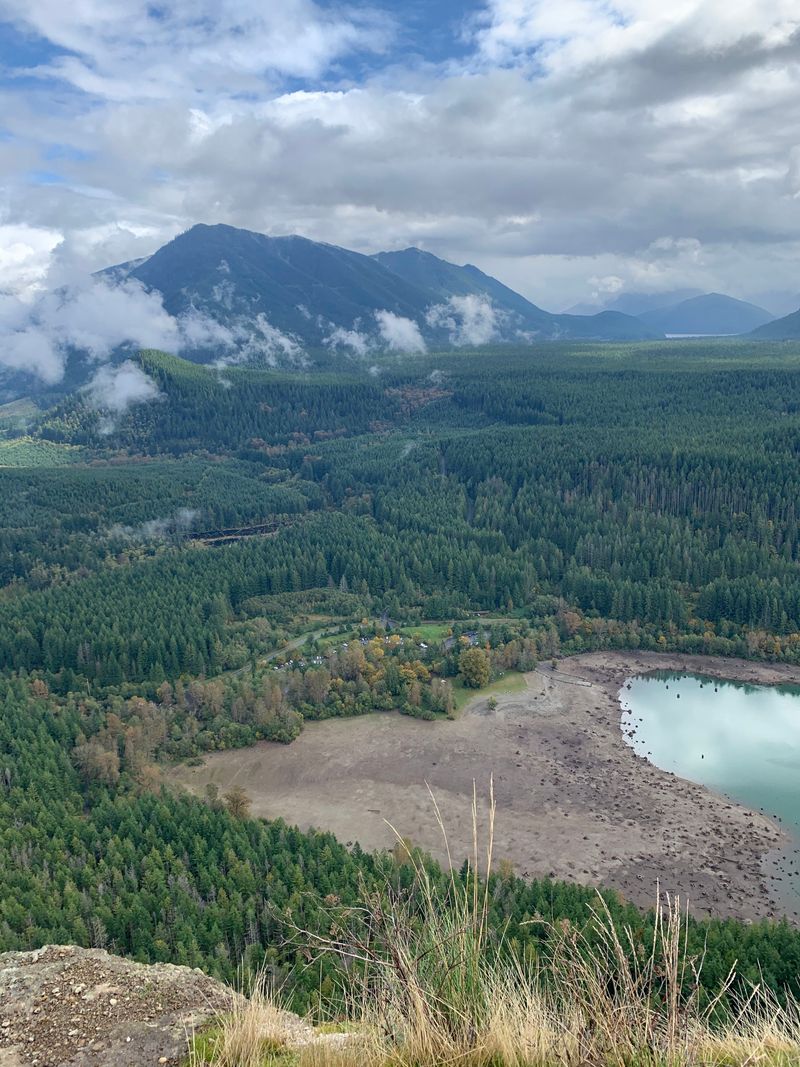 Rattlesnake Ledge (North Bend)