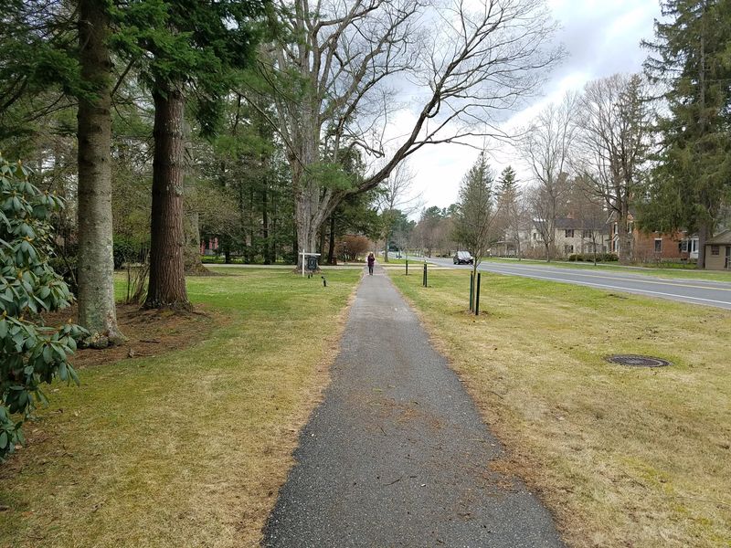 A Walkable Route That Encourages Slow Wandering