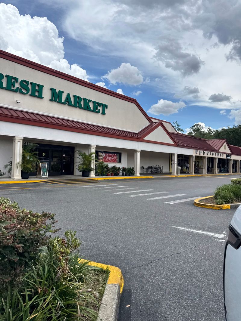 The Fresh Market, 4120 NW 16th Blvd, Gainesville, FL 32605
