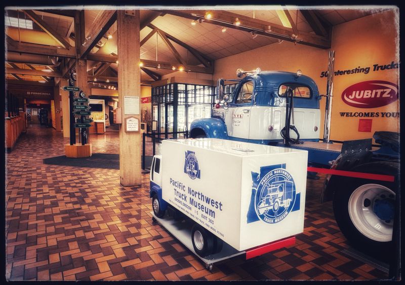 Live music and friendly entertainment