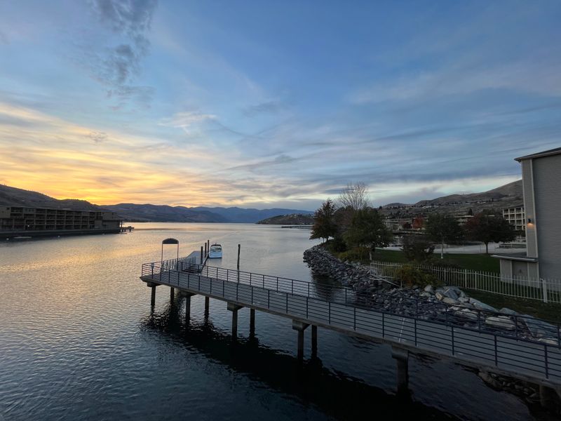 Lake Chelan (Central Washington)