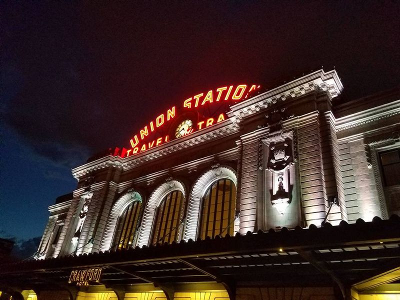 Animal Behavior That Warns of Unseen Dangers