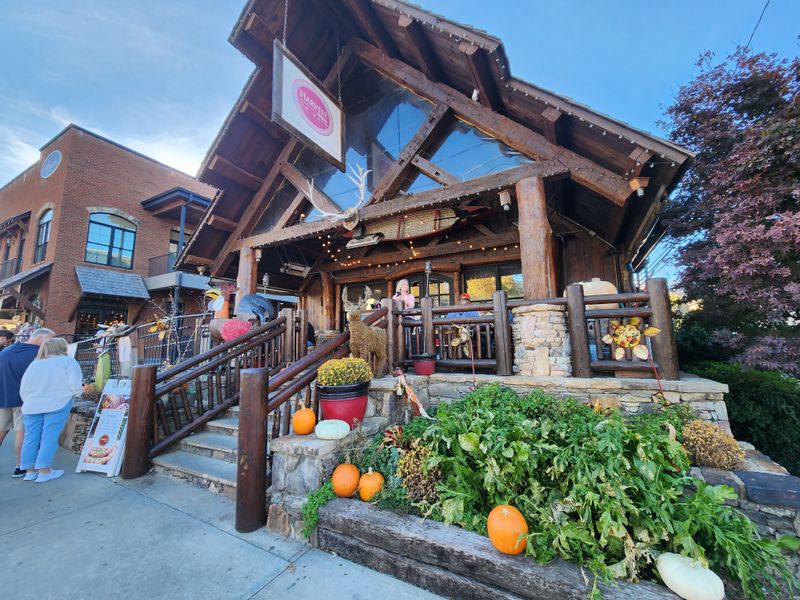 Mercier Orchards, A Four Season Favorite