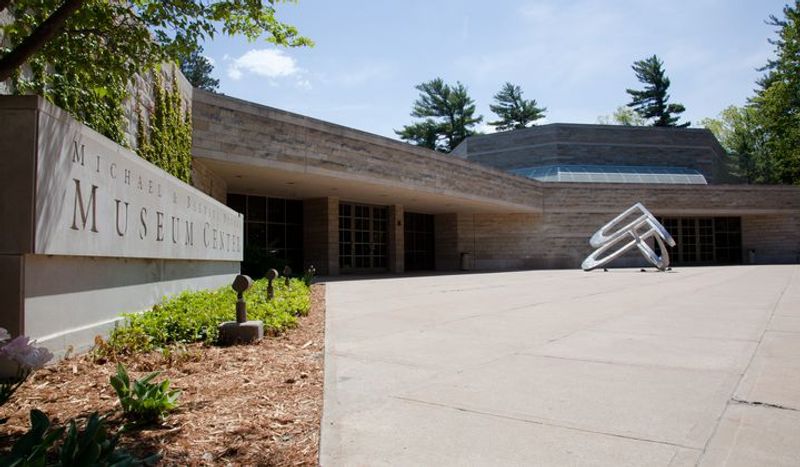 Explore the Dennos Museum Center