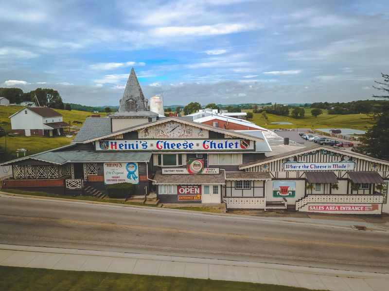 Heini's Cheese Chalet, Millersburg