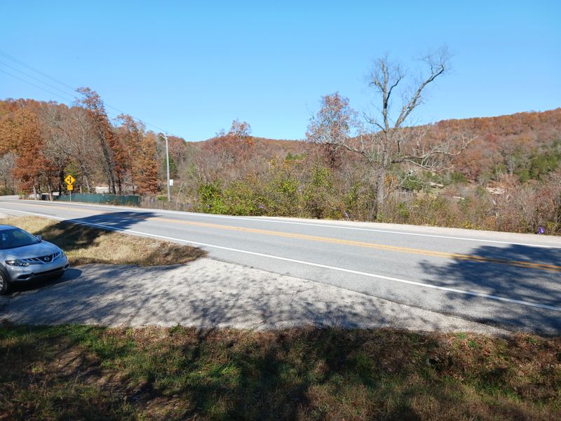 Scenic Byways That Stay Beautiful Even in Chill