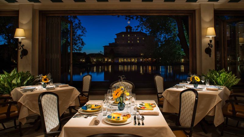 Festive Entertainment and Holiday Shows